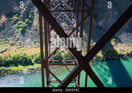 Le pont Perrine traverse la rivière Snake à Twin Falls, Idaho Banque D'Images