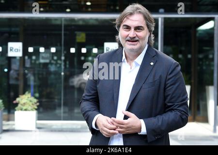 Rome, Italie. 12th octobre 2022. Le chef d'orchestre italien Pierluigi Pardo participe à la photocall de l'émission vous semble-t-il normal? Au siège de Rai dans Viale Mazzini, Rome, Italie sur 12 octobre 2022. (Photo par AllShotLive/Sipa USA) crédit: SIPA USA/Alay Live News Banque D'Images