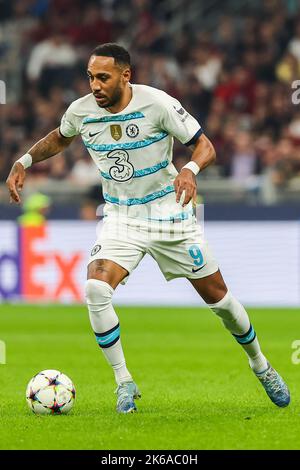 Milan, Italie. 11th octobre 2022. Pierre-Emerick Aubameyang du FC Chelsea en action pendant la phase de groupe de la Ligue des champions de l'UEFA 2022/23 - match de football du Groupe E entre l'AC Milan et le FC Chelsea au stade Giuseppe Meazza. Score final; Milan 0:2 Chelsea. Crédit : SOPA Images Limited/Alamy Live News Banque D'Images