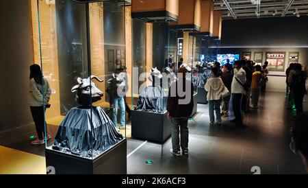 SHANGHAI, CHINE - 12 OCTOBRE 2022 - Une exposition spéciale de reliques culturelles de l'étranger retournées exposition conjointe par le musée Minhang, le musée d'art Poly an Banque D'Images