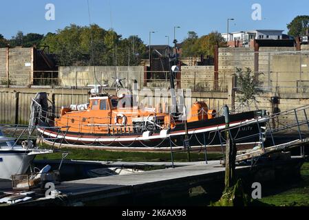 Le bateau de sauvetage Watson Class amarré à Fareham, en Angleterre. Banque D'Images