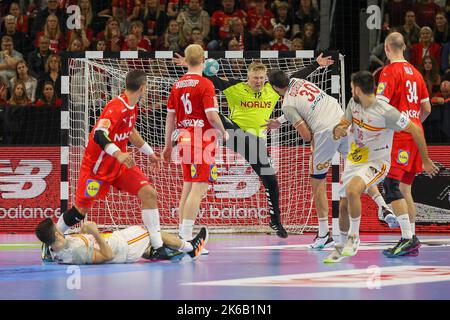 Copenhague, Danemark. 12th octobre 2022. Emil Nielsen (12) du Danemark vu lors du match de handball de la coupe Euro EHF entre le Danemark et l'Espagne à la Royal Arena de Copenhague. (Crédit photo : Gonzales photo/Alamy Live News Banque D'Images