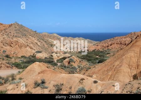 Skazka (conte de fées) Canyon, Tosor, Terskey Ala-Too Range, Tien Shan montagnes, région d'Issyk Kul, Kirghizistan, Asie centrale Banque D'Images