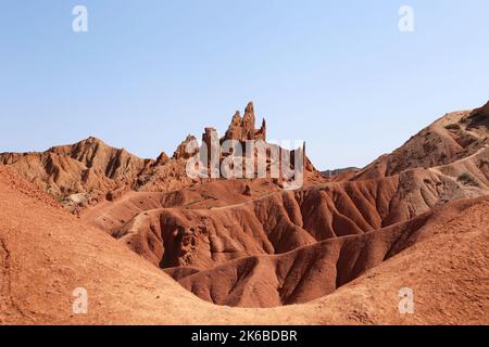 Skazka (conte de fées) Canyon, Tosor, Terskey Ala-Too Range, Tien Shan montagnes, région d'Issyk Kul, Kirghizistan, Asie centrale Banque D'Images