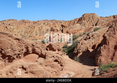 Skazka (conte de fées) Canyon, Tosor, Terskey Ala-Too Range, Tien Shan montagnes, région d'Issyk Kul, Kirghizistan, Asie centrale Banque D'Images