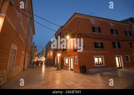 Umag: Rue Giuseppe Garibaldi. Croatie Banque D'Images