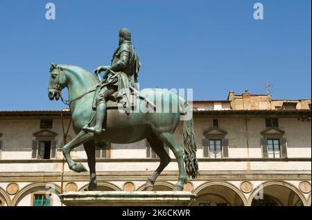 Statue équestre du Grand-Duc Ferdinando I de Medici par Giambologna, Piazza della Santissima Annunziata,Florence,Italie Banque D'Images