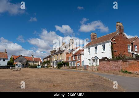 Village vert au centre de Walberswick dans le Suffolk Angleterre Banque D'Images