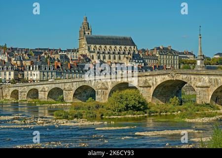 La ville de Blois sur la Loire, Loir-et-cher, France.