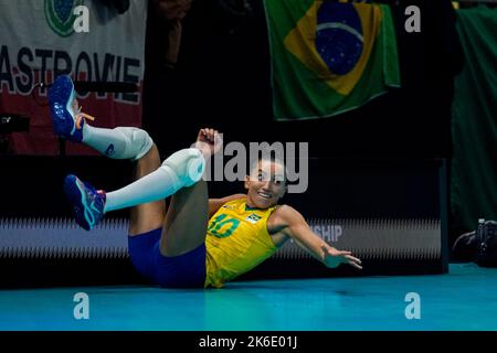 APELDOORN, PAYS-BAS - OCTOBRE 13 : Gabriela Gabi Braga Guimaraes, Brésil, lors du match semi final entre l'Italie et le Brésil, le jour 19 du Championnat du monde de volley-ball FIVB Womens 2022 à l'Omnisport Apeldoorn sur 13 octobre 2022 à Apeldoorn, pays-Bas (photo de René Nijhuis/Orange Pictures) Banque D'Images