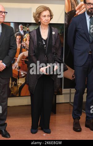 Madrid, Espagne. 13th octobre 2022. La reine Sofia assiste à la remise du XXXIX Prix de la reine Sofia pour la composition musicale à Nuria Nuñez pour son travail 'Enjambres' au Teatro Monumental à Madrid. Crédit : SOPA Images Limited/Alamy Live News Banque D'Images