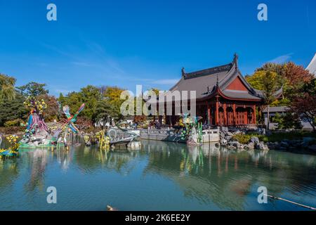 Montréal, CA - 11 octobre 2022 : jardin chinois du jardin botanique de Montréal, en automne Banque D'Images