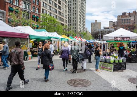 New York, États-Unis d'Amérique – 6 mai 2017. Union Square Greenmarket à New York. Situé à Union Square, 17th rue entre Broadwa Banque D'Images