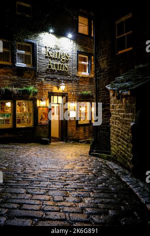 Haworth, West Yorkshire, Royaume-Uni. The King's Arms, un pub anglais traditionnel Banque D'Images