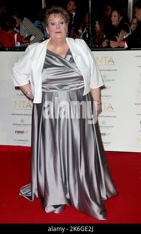 13 octobre 2022 - Londres, Angleterre, Royaume-Uni - Anne Hegerty participe aux National Television Awards 2022, OVO Arena, Wembley Banque D'Images