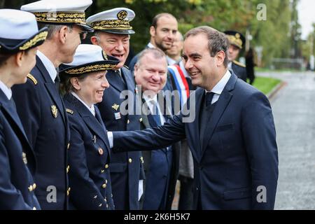Palaiseau, France. 14 octobre 2022, visite de Sébastien Lecornu, ministre des forces armées à l'Ecole Polytechnique sur 14 octobre 2022 à Palaiseau, France. Photo de Nasser Berzane/ABACAPRESS.COM Banque D'Images