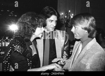 Cathryn Damon, Ted Wass et Jay Johnson à la Réunion SOAP un an après son annulation. La fête coïncide avec le tournage de son premier segment il y a cinq ans. Chasen's à Beverly Hills, Californie sur 30 août 1982. Crédit: Ralph Dominguez/MediaPunch Banque D'Images