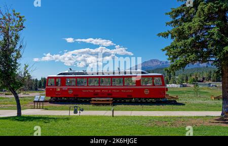 Woodland Park, CO - 9 juillet 2022: Pike's Peak Cog Railway car au centre des visiteurs. Banque D'Images