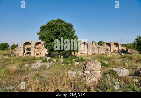 Mur de la ville, ruines de la ville romaine de Perge, Antalya, Turquie Banque D'Images