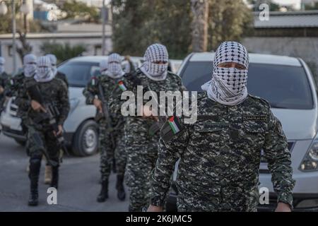 Gaza, Palestine. 14th octobre 2022. (INT) la Chambre mixte des factions palestiniennes tient une importante conférence de presse. 14 octobre 2022. Gaza, Palestine: La Chambre mixte des factions palestiniennes a tenu une conférence de presse et a parlé des violations qui se produisent à Jérusalem et dans les villes palestiniennes occupées en Cisjordanie. (Credit image: © Saher Elghorra/TheNEWS2 via ZUMA Press Wire) Banque D'Images