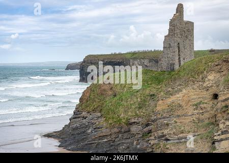 Les vestiges du château de Ballybunion, comté de Kerry, Irlande Banque D'Images