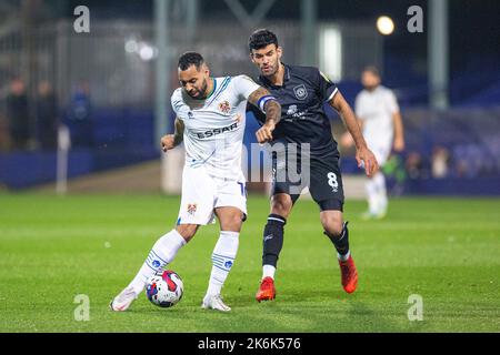 Kane Hemmings #10 de Tranmere Rovers tire pendant le match Sky Bet League 2 Tranmere Rovers vs Crewe Alexandra à Prenton Park, Birkenhead, Royaume-Uni, 14th octobre 2022 (photo de Phil Bryan/News Images), le 10/14/2022. (Photo de Phil Bryan/News Images/Sipa USA) Credit: SIPA USA/Alay Live News Banque D'Images