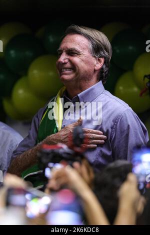 Belo Horizonte, Brésil. 14th octobre 2022. MG - Belo Horizonte - 10/14/2022 - BELO HORIZONTE, BOLSONARO À UN ÉVÉNEMENT AVEC ZEMA - Président et candidat aux élections de 2022 Jair Messias Bolsonaro (PL) était à Belo Horizonte à un événement avec les maires de Minas Gerais et le gouverneur Zema qui a également organisé des événements de campagne pour le deuxième tour de la campagne présidentielle de 2022 au Brésil. Photo: Gilson Junio/AGIF/Sipa USA crédit: SIPA USA/Alay Live News Banque D'Images