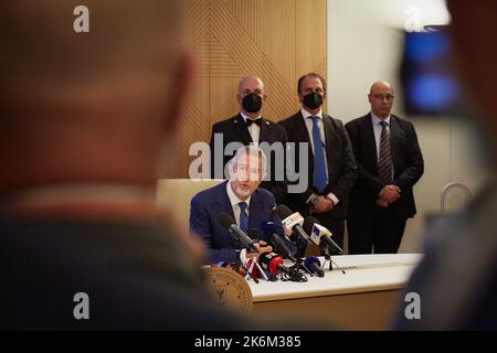 Palerme, Sicile, Italie. 14th octobre 2022. Nomination du nouveau Président de la région sicilienne, Renato Schifani, sénateur de Forza Italia, au Palais d'Orléans.LELLO MUSUMECI, ancien Président de la Sicile (Credit image: © Victoria Herranz/ZUMA Press Wire) Credit: ZUMA Press, Inc./Alay Live News Banque D'Images