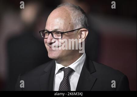 Rome, Italie. 13th octobre 2022. Le maire de Rome Roberto Gualtieri arrive sur le tapis rouge pour la première de 'il Colibrì' lors du Festival du film de Rome 17th à l'Auditorium Parco Della Musica à Rome, Italie, jeudi, 13 octobre 2022. Photo Rocco Spaziani/UPI crédit: UPI/Alay Live News Banque D'Images