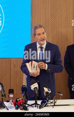 Palerme, Sicile, Italie. 14th octobre 2022. Nomination du nouveau Président de la région sicilienne, Renato Schifani, sénateur de Forza Italia, au Palais d'Orléans.LELLO MUSUMECI, ancien Président de la Sicile (Credit image: © Victoria Herranz/ZUMA Press Wire) Credit: ZUMA Press, Inc./Alay Live News Banque D'Images