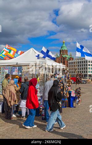 Marché sur place du Sénat, Helsinki, Finlande, Europe Banque D'Images