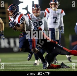 Canada. 14th octobre 2022. (Ottawa, Canada---14 octobre 2022) Kaion Julien-Grant (11) des Alouettes de Montréal dans un match de saison régulière de la Ligue canadienne de football (LCF) entre les Alouettes de Montréal aux RedBlacks d'Ottawa. Crédit : Sean Burges/Alay Live News Banque D'Images