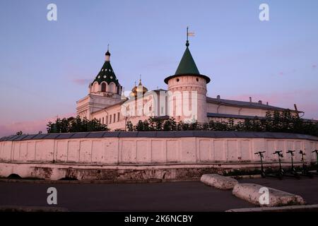 Début août matin au monastère Ipatiev de la Sainte Trinité. Kostroma, anneau d'or de Russie Banque D'Images