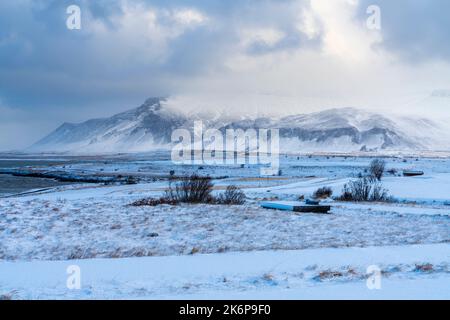 Paysage d'hiver près de Stadir, région de la capitale, Islande, Europe. Banque D'Images