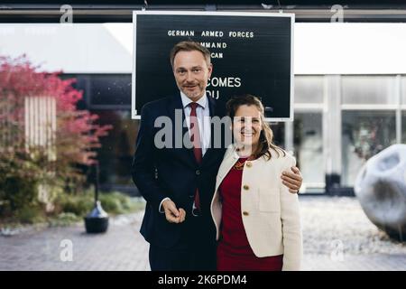 Washington, Vereinigte Staaten. 14th octobre 2022. Le ministre fédéral des Finances, Christian Lindner (FDP), rencontre le ministre canadien des Finances, Chrystia Freeland. Washington, 10/14/2022. Credit: dpa/Alay Live News Banque D'Images