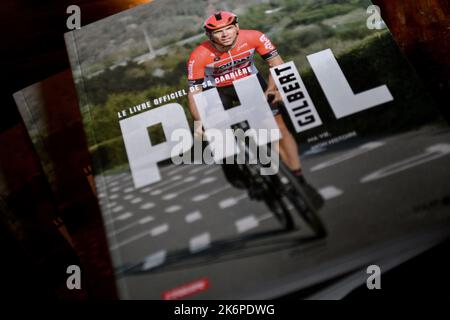 Valkenburg, pays-Bas. 15th octobre 2022. Illustration prise lors de la présentation d'un livre couvrant la carrière du cycliste belge Philippe Gilbert, en prévision de l'événement cycliste d'une journée appelé Phils Last Ride, un événement où le cycliste belge Philippe Gilbert fera sa dernière course cycliste, à Valkenburg, aux pays-Bas, le samedi 15 octobre 2022. Le critère durera une heure et aura lieu avec le début et la fin sur le Cauberg. PHOTO DE BELGA DAVID STOCKMAN crédit: Belga News Agency/Alay Live News Banque D'Images