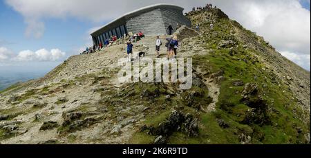 Panorama, Hafod Eryri, Yr Wyddfa, Snowdon Mountain, Summit, Snowdonia du Nord du pays de Galles, Royaume-Uni, Banque D'Images