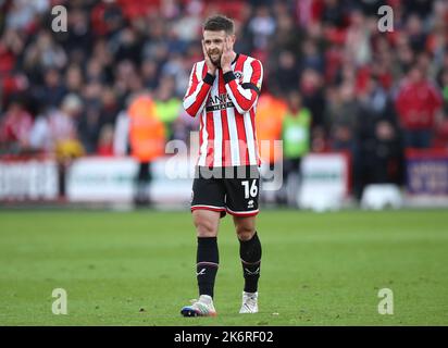 Oliver Norwood de Sheffield United réagit après le match du championnat Sky Bet à Bramall Lane, Sheffield. Date de la photo: Samedi 15 octobre 2022. Banque D'Images