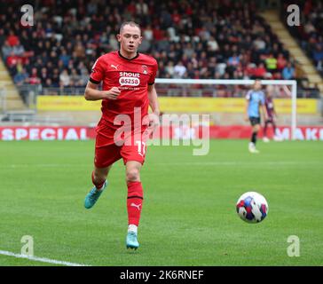 Londres, Royaume-Uni. 15th octobre 2022. Theo Archibald de Leyton Orient pendant le match de football de la Ligue deux entre Leyton Orient contre Northampton Town au stade de Brisbane Road, Londres, le 15th octobre 2022 crédit: Action Foto Sport/Alay Live News Banque D'Images