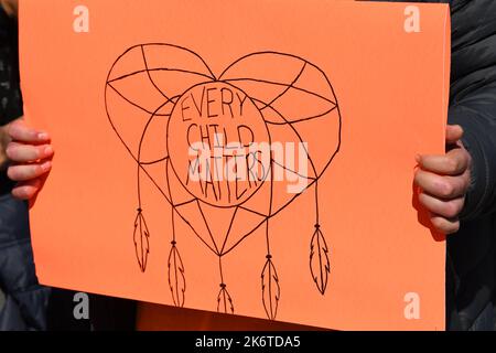 Orange shirt Day: ​ « la deuxième Journée nationale de vérité et de réconciliation du Canada » a été célébrée à 30 septembre 2022, à Montréal, au Canada Banque D'Images