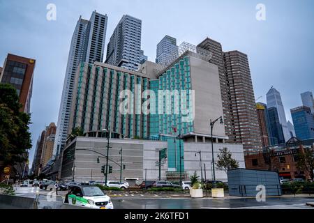 New York, NY - Etats-Unis - octobre 2,2022 - vue sur le paysage du consulat général de la République populaire de Chine à New York. Banque D'Images