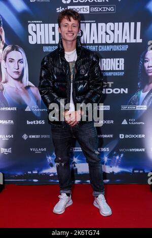 The O2, Londres, Royaume-Uni. 15th octobre 2022. Jack Downer arrive au O2 pour le tout premier événement de boxe entièrement féminin de l'histoire. Savannah Marshall et Claressa Shields seront les grands titres du spectacle héritage de Boxxer pour le titre incontesté de MiddlewEight World. Amanda Rose/Alamy Live News Banque D'Images