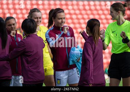 15th octobre 2022. Barclays jeu de Super League féminin entre Aston Villa et West Ham United au stade de Bescot (Walsall). Banque D'Images