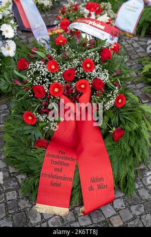 Allemagne, Berlin, 18. 03. 2021, commémoration de la Révolution de mars 1848, porte de Brandebourg, Wreath action 18 mars Banque D'Images