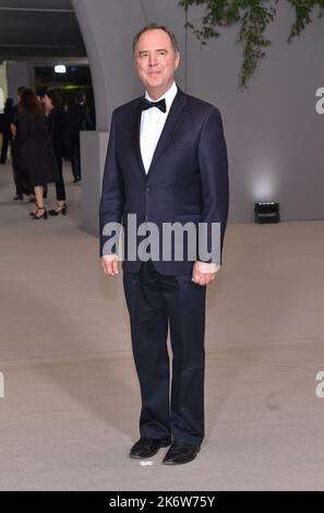 Le congressiste Adam Schiff arrive au deuxième Gala annuel du Musée de l'Académie qui a eu lieu au Musée du mouvement de l'Académie à Los Angeles, CA sur 15 octobre 2022. © OConnor / AFF-USA.com Banque D'Images