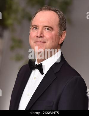 Le congressiste Adam Schiff arrive au deuxième Gala annuel du Musée de l'Académie qui a eu lieu au Musée du mouvement de l'Académie à Los Angeles, CA sur 15 octobre 2022. © OConnor / AFF-USA.com Banque D'Images