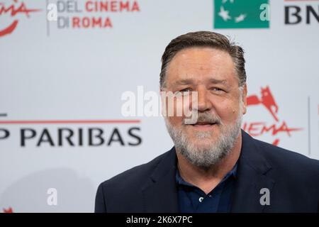 Rome, Italie, 16 octobre 2022 - Russell Crowe assiste au photocall du 17° Festival du film de Rome pour le film 'Poker face' Credit: Luigi de Pompeis/Alamy Live News Banque D'Images