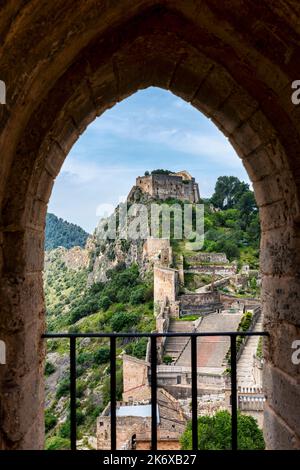 Château de Xativa à une heure de train de Valence en Espagne Banque D'Images