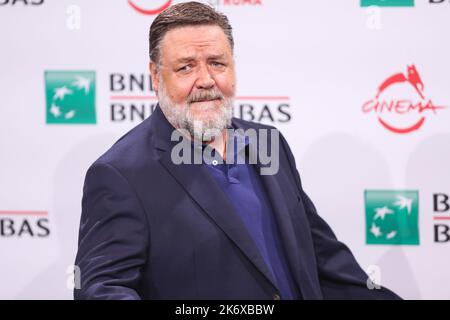 Rome, Italie. 16th octobre 2022. Russell Crowe pose au cours de la séance photo « Poker face » au Festival du film de Rome à l'Auditorium Parco della Musica. (Photo par Davide Di Lalla/SOPA Images/Sipa USA) crédit: SIPA USA/Alay Live News Banque D'Images