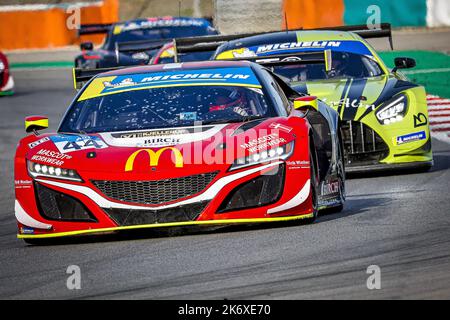 Portimao, Portugal. 16th octobre 2022. 44 BOULEAU Gustav (dnk), MOLLER Jens (dnk), GMB Motorsport, Honda NSX GT3, action lors de la ronde 6th de la coupe Michelin le Mans 2022 sur le circuit international de l'Algarve de 14 octobre à 16, à Portimao, Portugal - photo: Paulo Maria/DPPI/LiveMedia crédit: Agence photo indépendante/Alamy Live News Banque D'Images